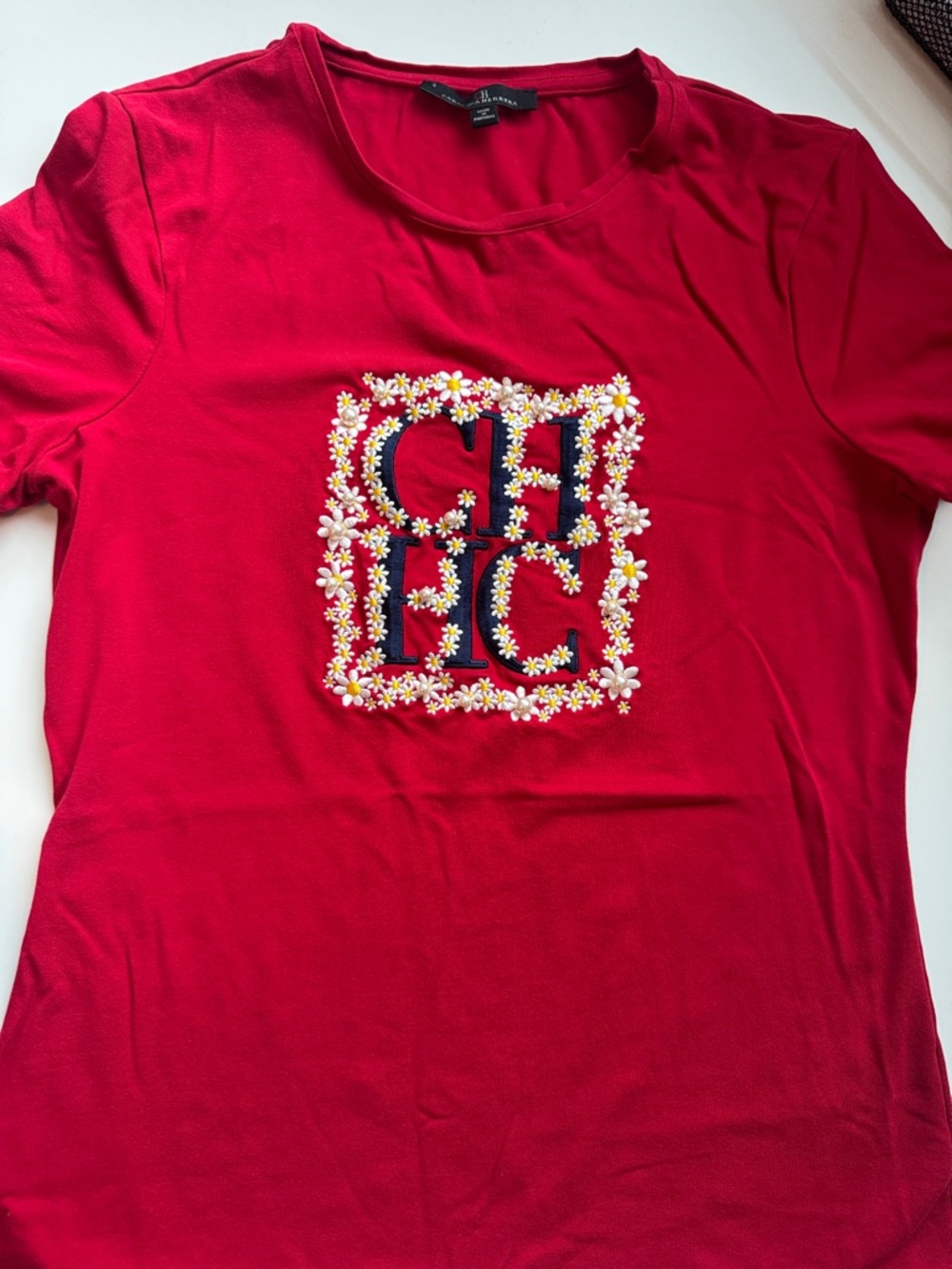 Chi Chi London Red Daisy Logo Short Sleeve Tee